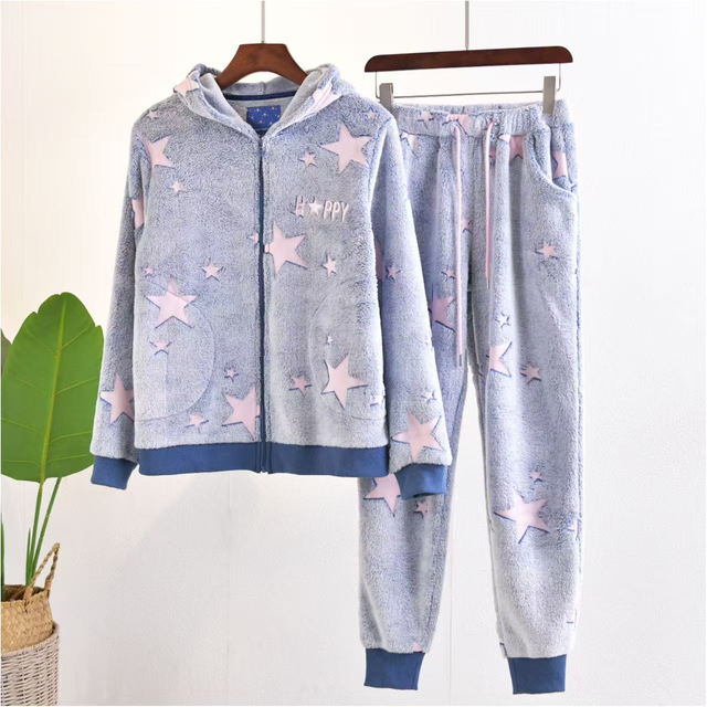 Zestaw piżam polarowych z certyfikatem Oeko-tex, zapinanych na zamek w kształcie gwiazdy i zapinanych na mankiety