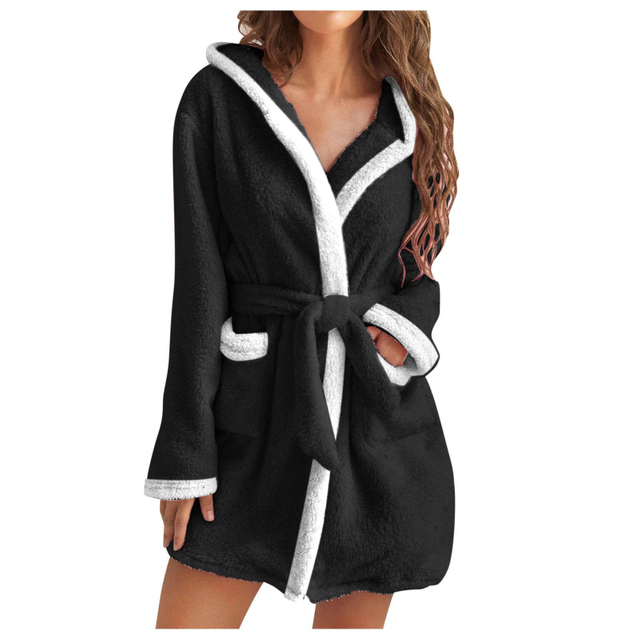 Lekki, szybkoschnący szlafrok z mikrofibry, flaneli i koralowego polaru dla kobiet